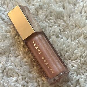 Fenty Beauty Gloss Bomb